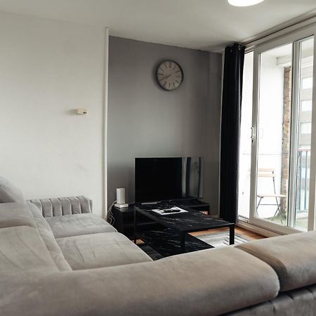 Shard View 2 Bed Entire Flat Appartement Londen Buitenkant foto