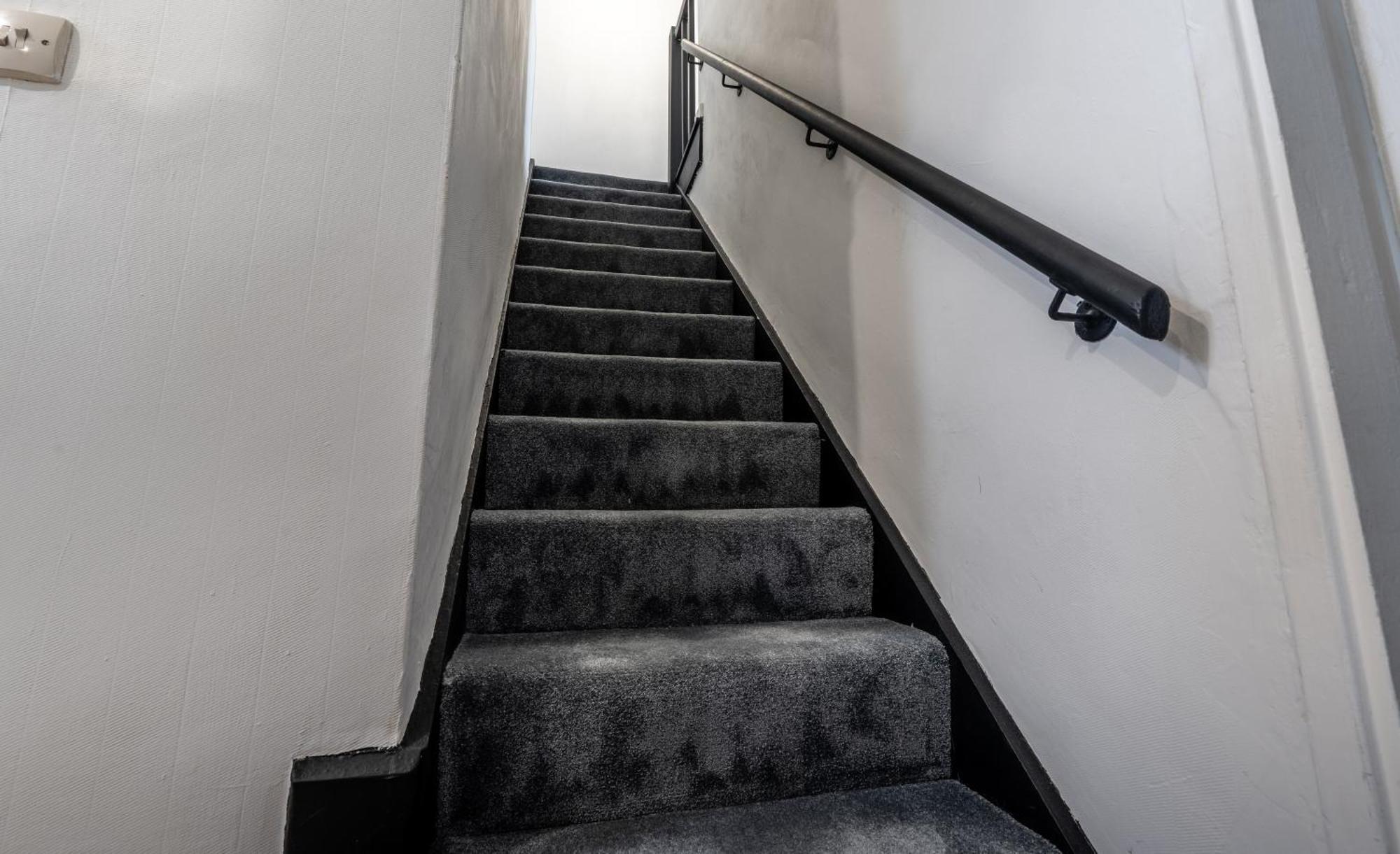 Shard View 2 Bed Entire Flat Appartement Londen Buitenkant foto