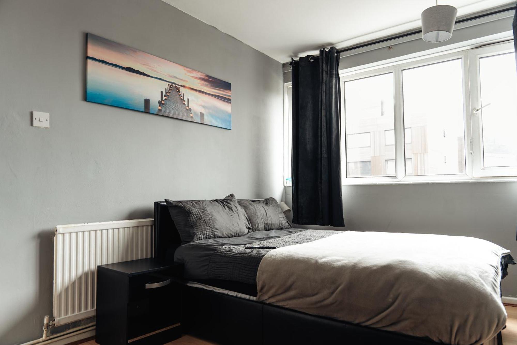 Shard View 2 Bed Entire Flat Appartement Londen Buitenkant foto