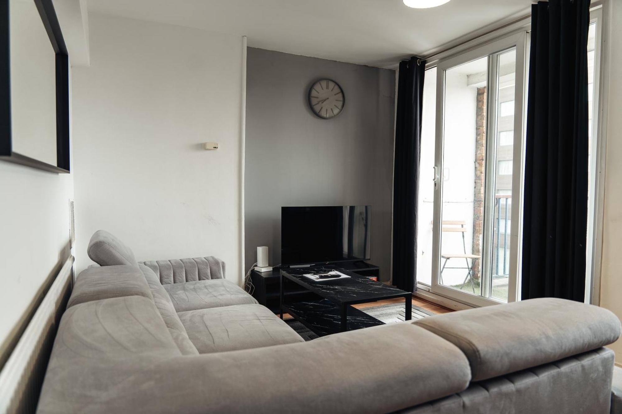 Shard View 2 Bed Entire Flat Appartement Londen Buitenkant foto