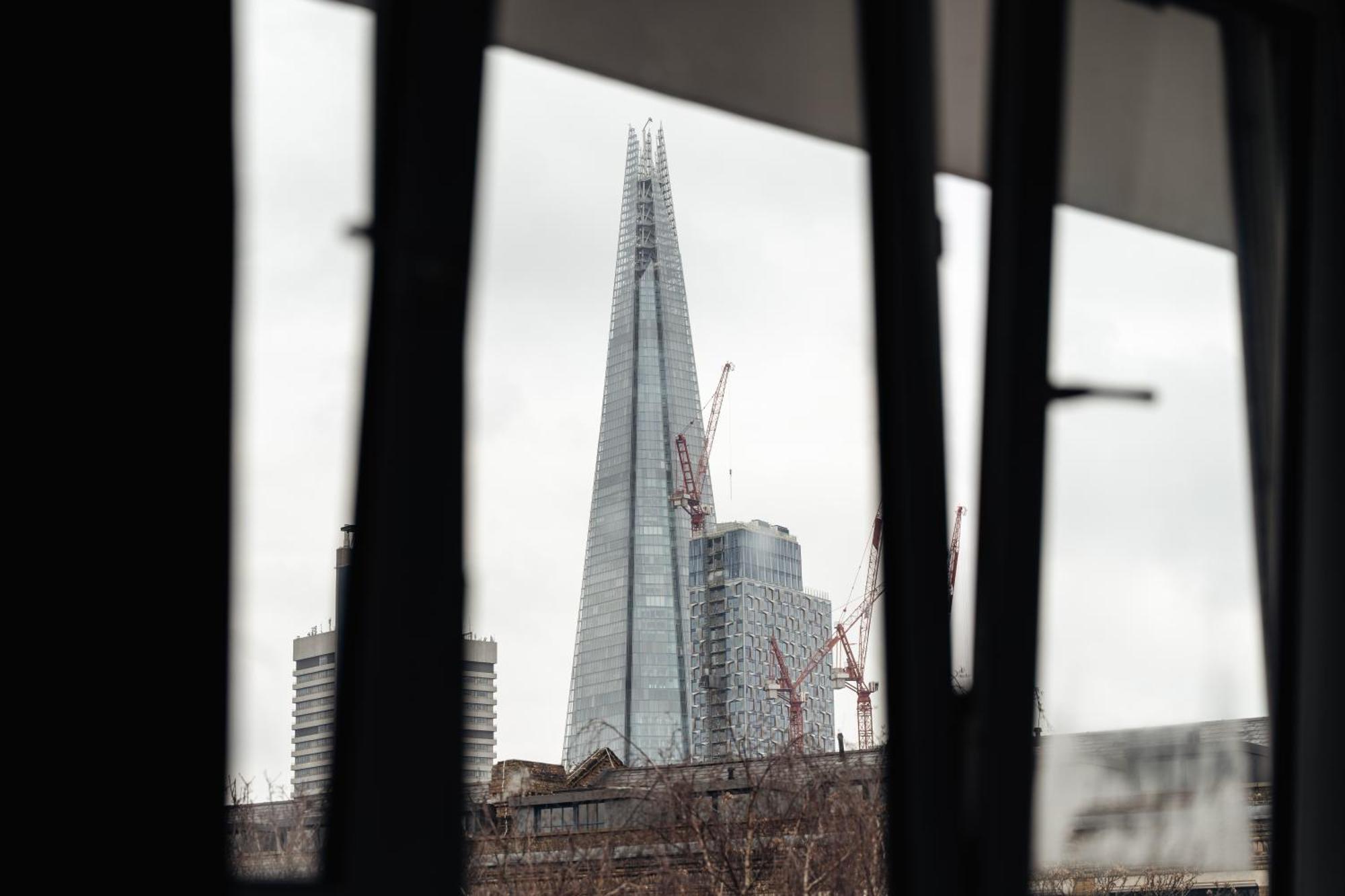 Shard View 2 Bed Entire Flat Appartement Londen Buitenkant foto